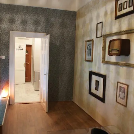 Apartment Design In The Heart Of Buda